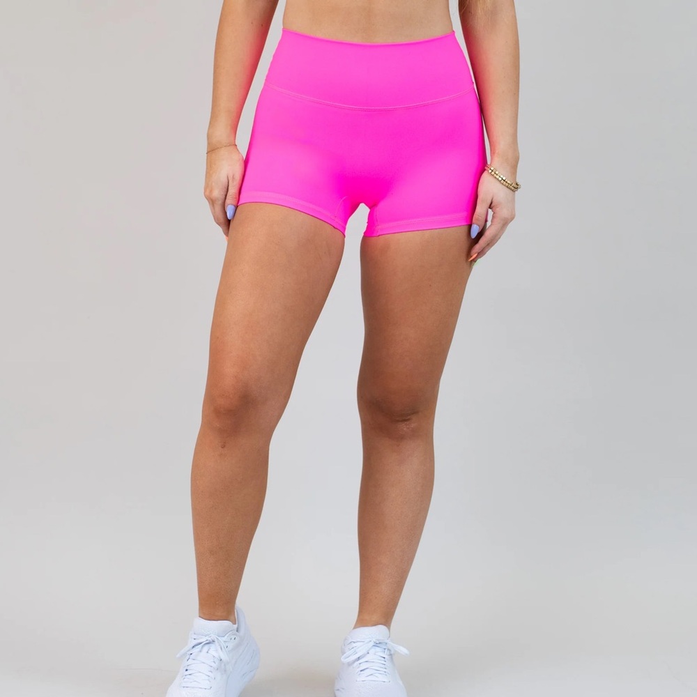 Neon pink fleo shorts